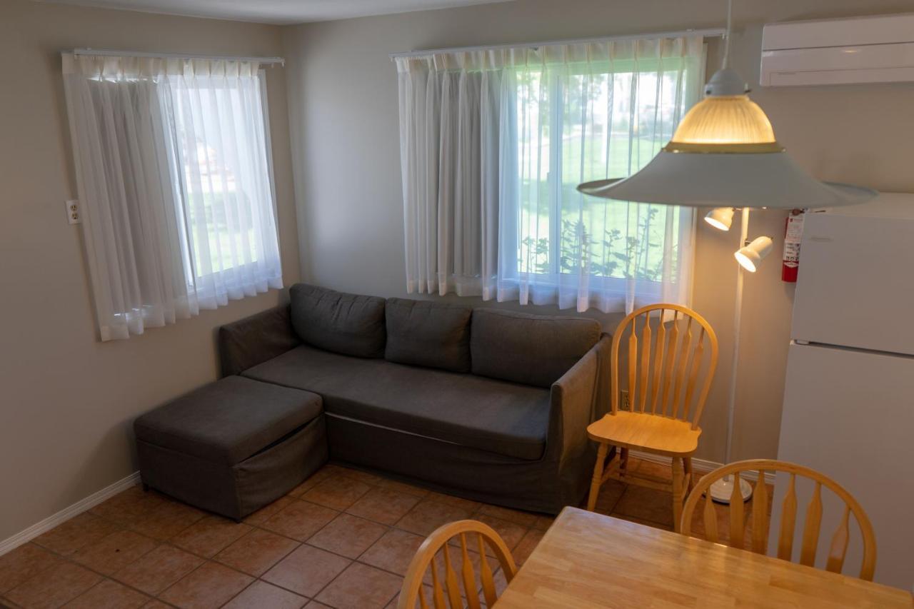 Sandy Beach Suites Osoyoos Εξωτερικό φωτογραφία