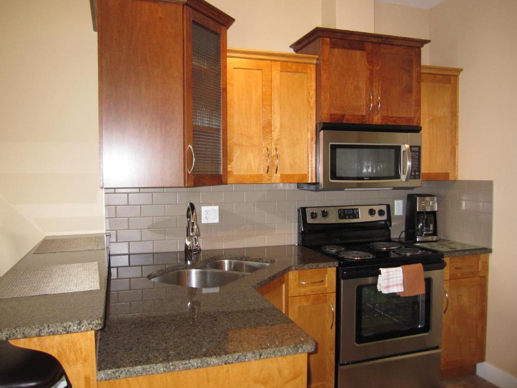 Sandy Beach Suites Osoyoos Δωμάτιο φωτογραφία